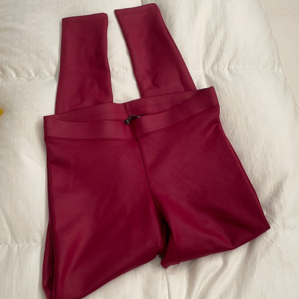 Express NWOT dark red scuba leggings
